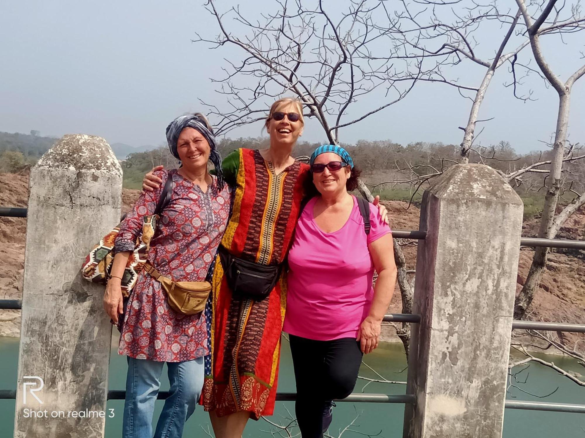 Khajuraho Dreams Homestay Bagian luar foto