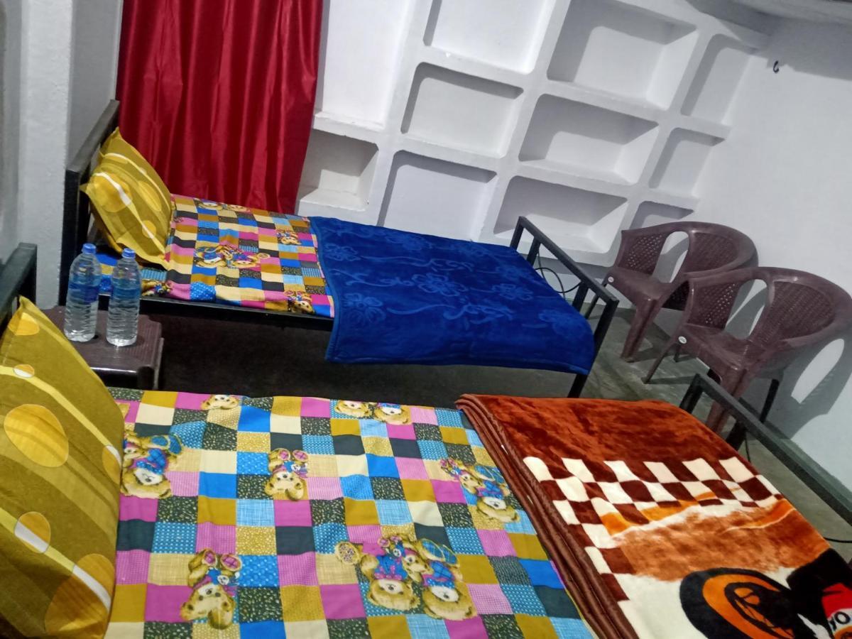 Khajuraho Dreams Homestay Bagian luar foto